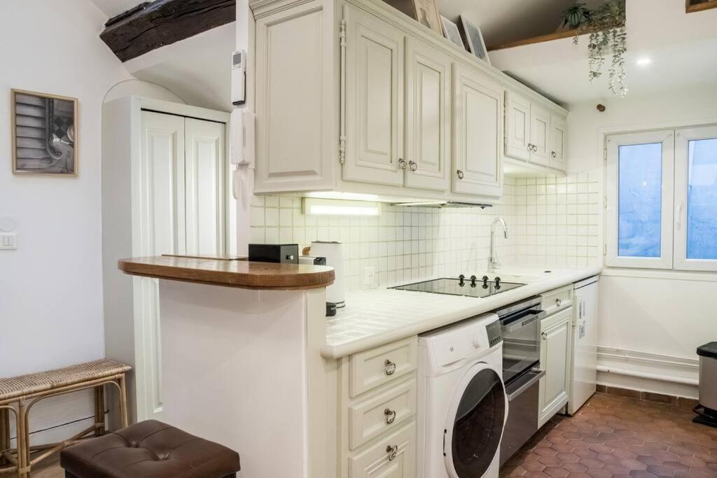 Spacious In Hyper Center - Smart Tv & Wifi - 4p Appartement *